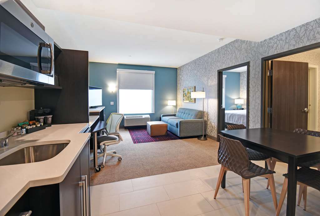 Home2 Suites By Hilton Beloit Room photo